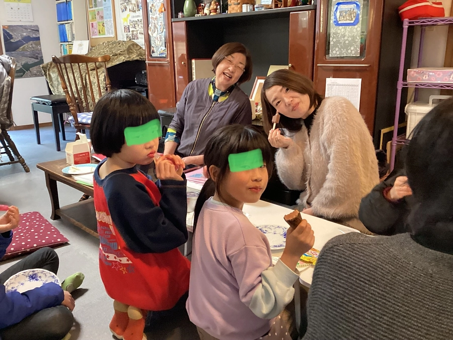 ロサンゼルスからマイコ先生が帰ってきました。