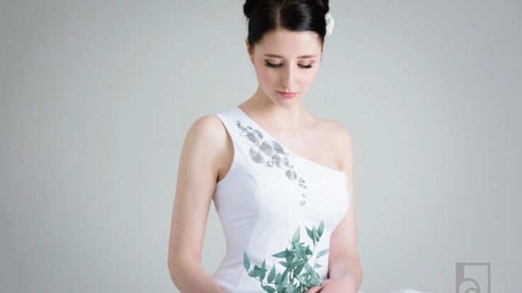 " 美しさの遺伝子をONにする "ソウタシエドレスの魅力伝えたい