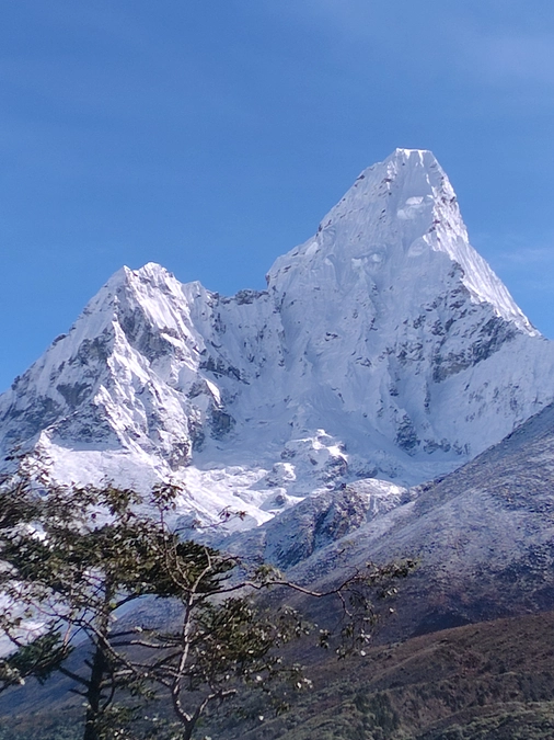 アマダブラム登頂チャレンジサポートへのお礼ならびに登頂・帰国報告について