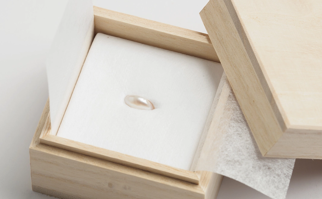 【グッズで支援】びわ湖真珠（楕円状）コース