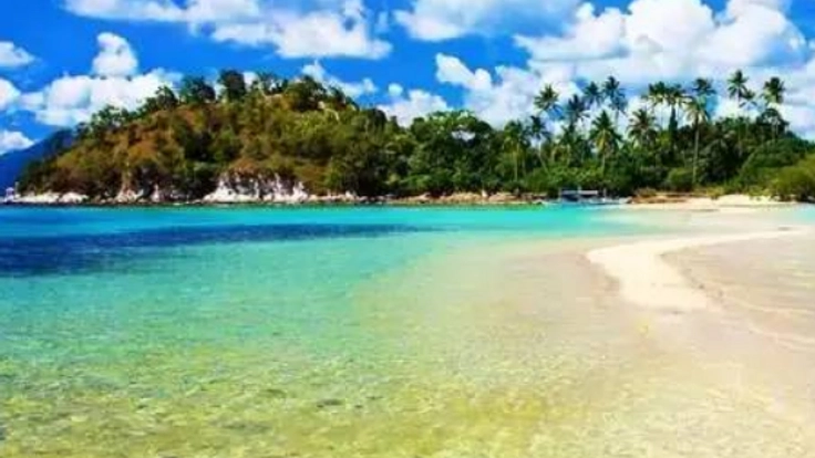 小さな国の大きな穴を売りたい！