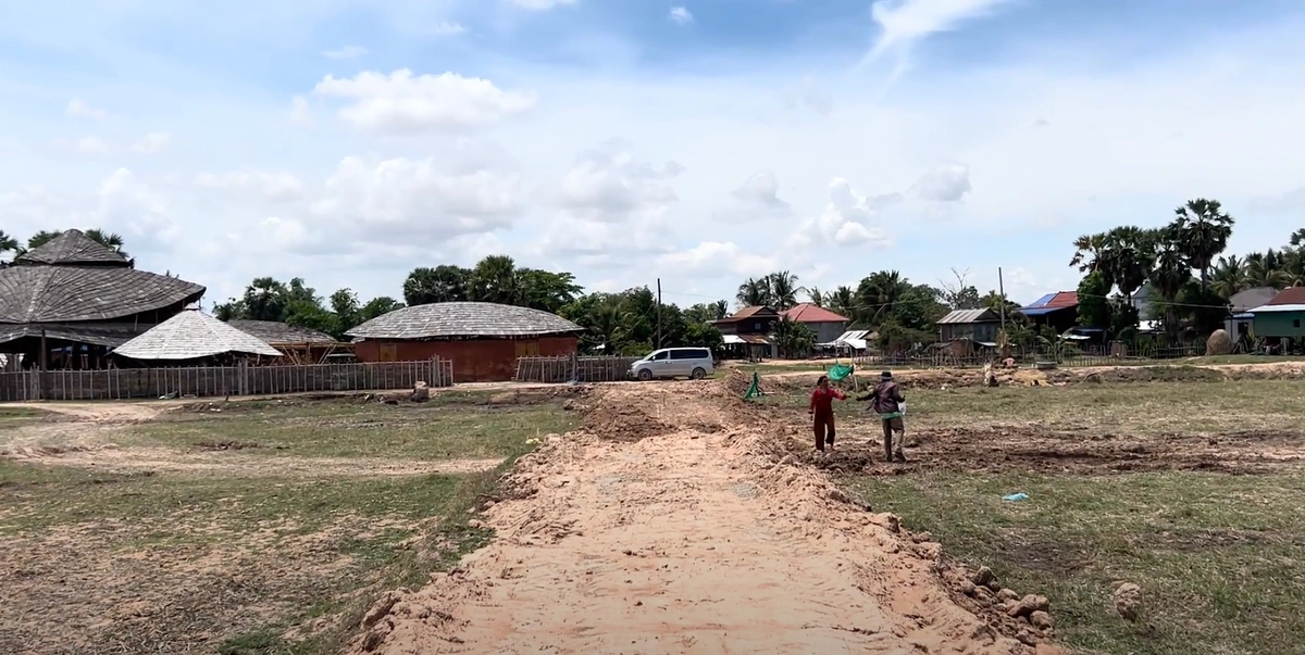 バンブーベース予定地への土入れが完了しました！