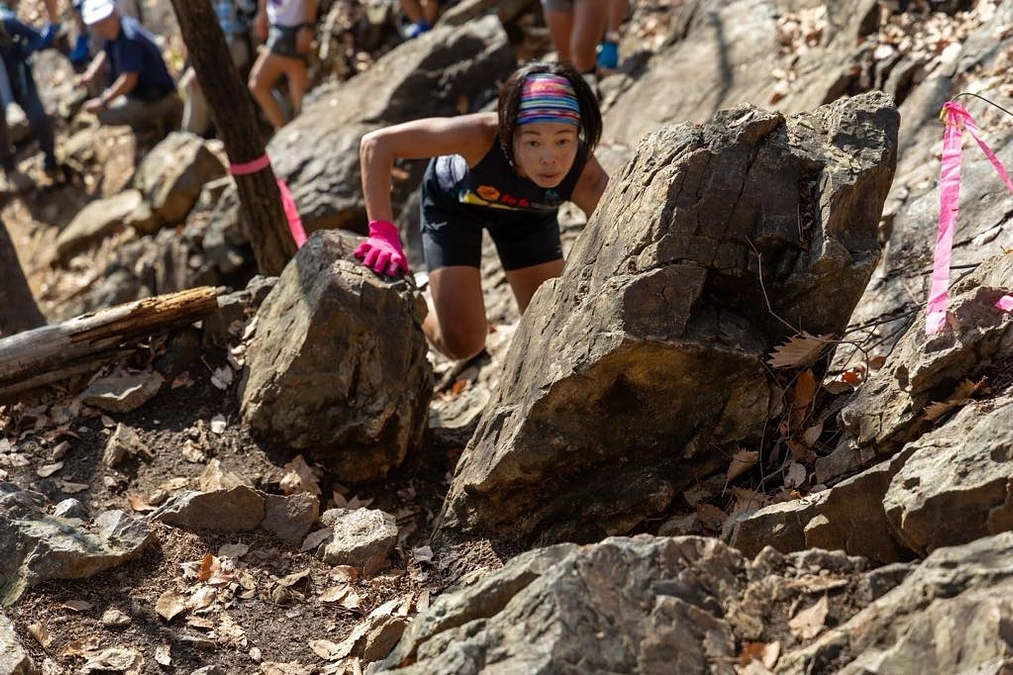 沢田愛里さん出場報告　12月16日 吾妻山登山競争