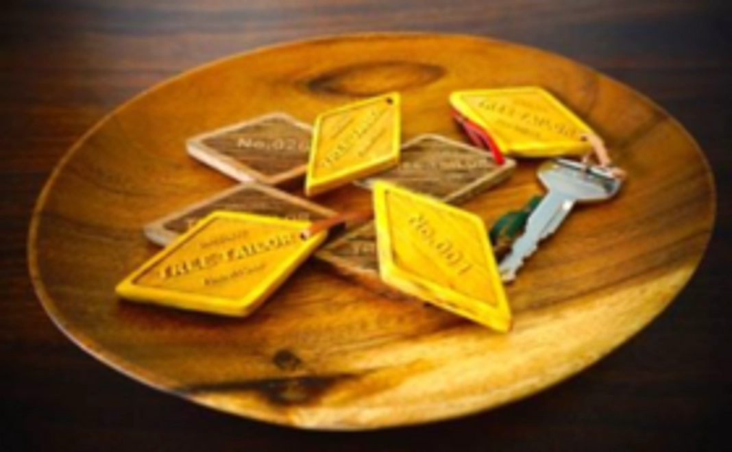 沖縄県産木材キーホルダー