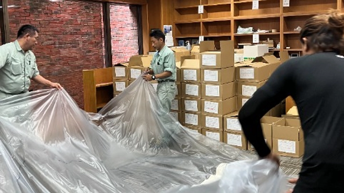 資料の燻蒸がスタート！ボランティア募集中