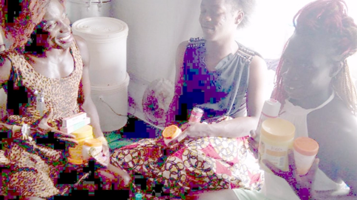 母国でもキャンプでも迫害を受けるケニアのLGBT難民を救いたい。