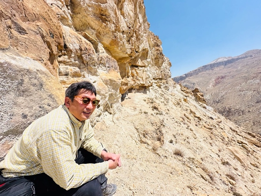 ヒマラヤ高山域でのヒグマ生態調査