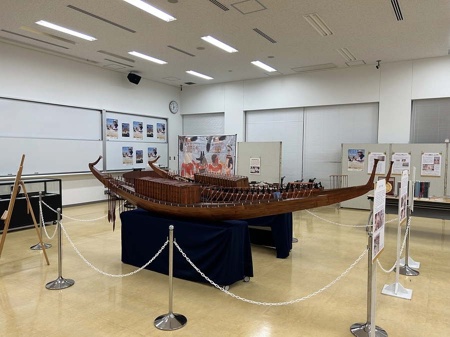 東日本国際大学の学園祭で太陽の船1/10模型の展示（現在目標達成まで24%！）