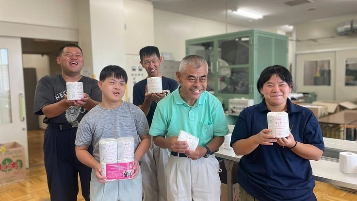 持続可能な社会、障害者の自立の為中古トラックの費用補填で事業継続を