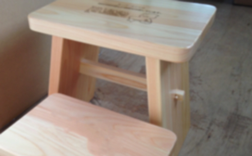 ２）東濃桧の開運風呂椅子応援コース