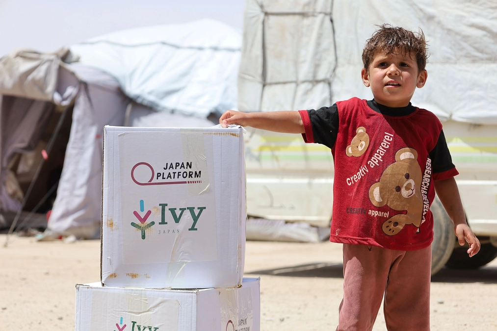 【シリア】緊急食料配布を行ったキャンプでたくましく生きる子どもたち