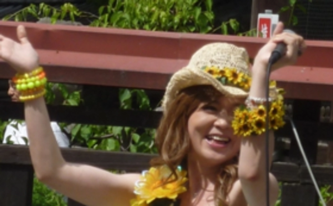 今回制作のCD（サイン入り生写真3枚付き）