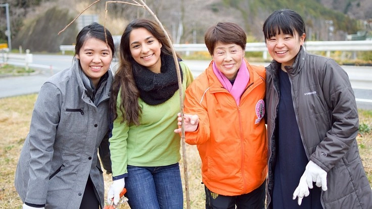 故郷に帰る子供達のために。ふくしま浜街道に２万本の復興桜を。