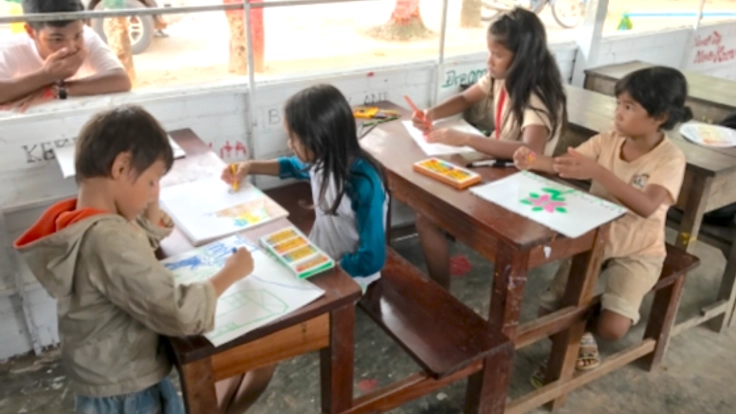 カンボジアの親を失った子供達が暮らす孤児院にきれいな教室を！