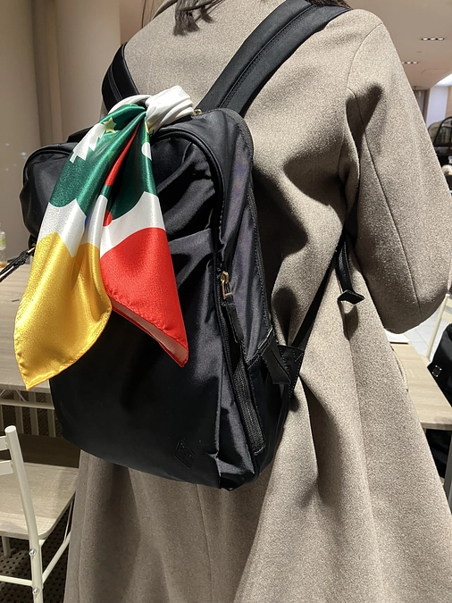 リターンのスカーフはこんな風にも使えます！