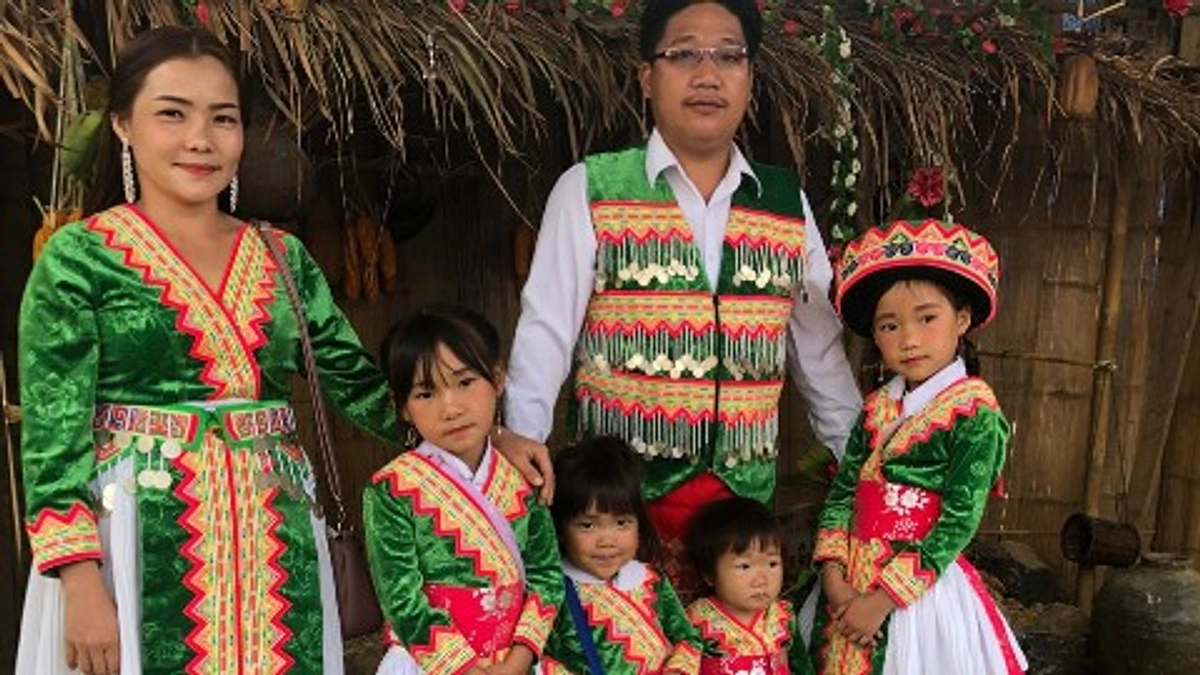 骨疾患クリニック　Dr. Xiongher Cong neng