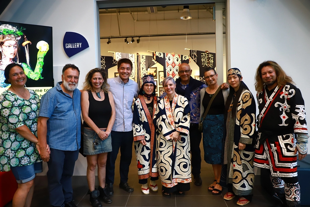 FACEBOOKページで現地の活動を報告しています。