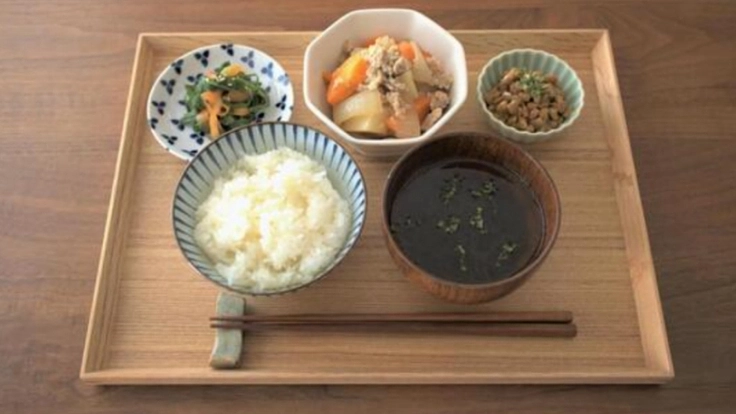 地域の高齢者や、学生にバランスの良い食事を！