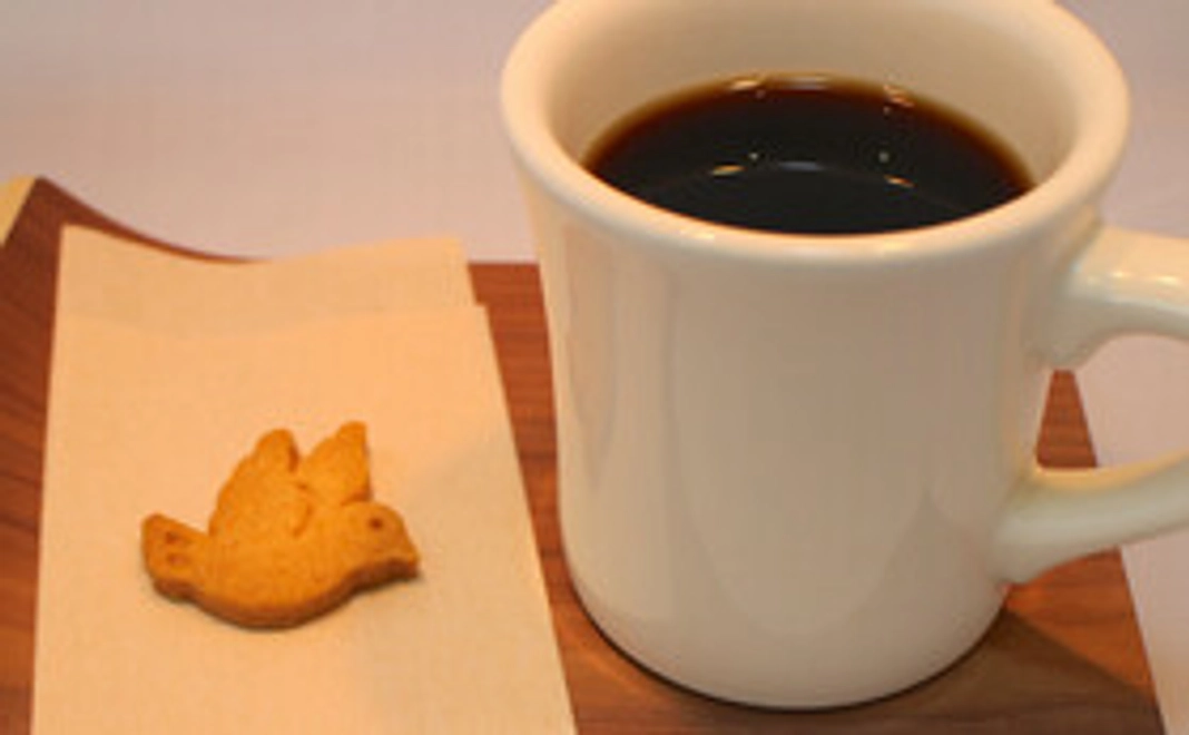 夫婦で経営するGlobal Studies Cafe でコーヒーご馳走