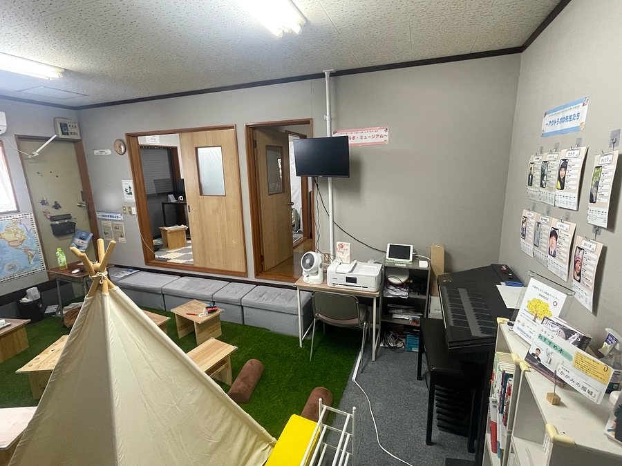 フリースクールの模様替えを行いました！