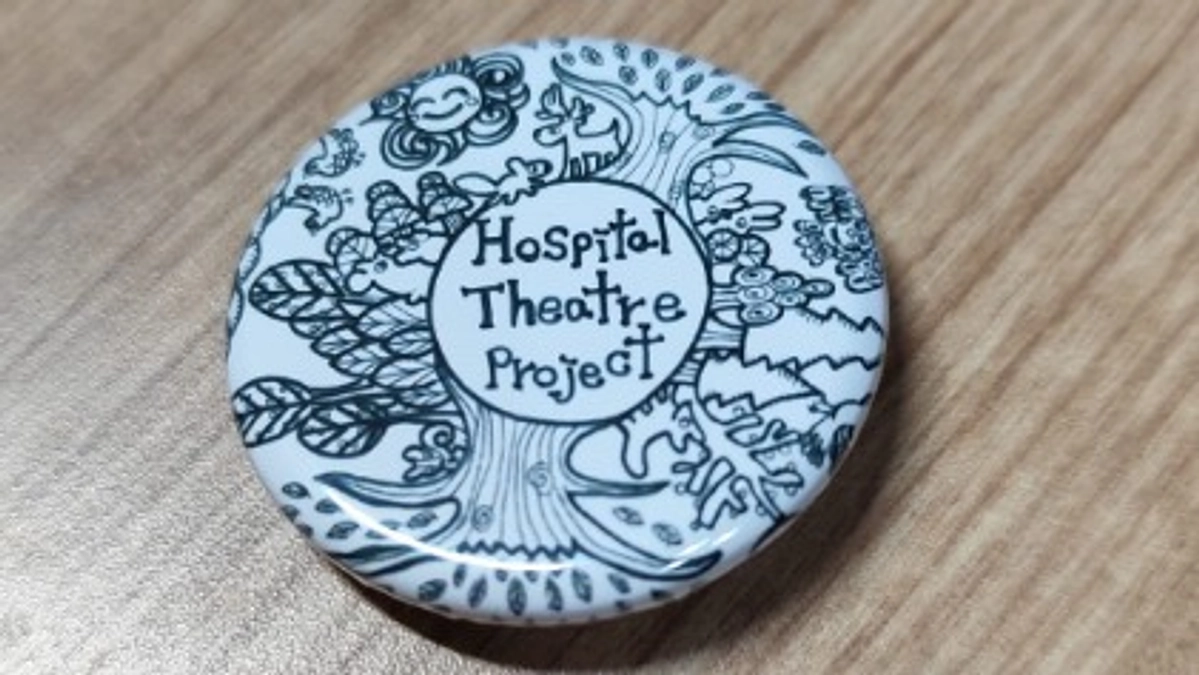 リターン　特製缶バッジ