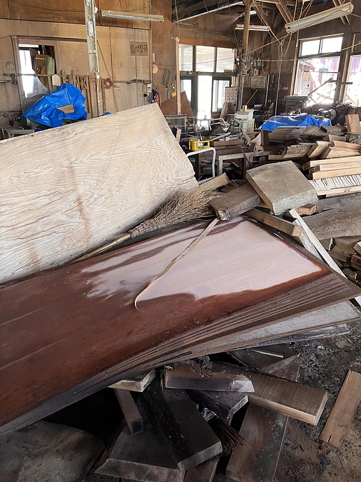 工場の片付けを進めました