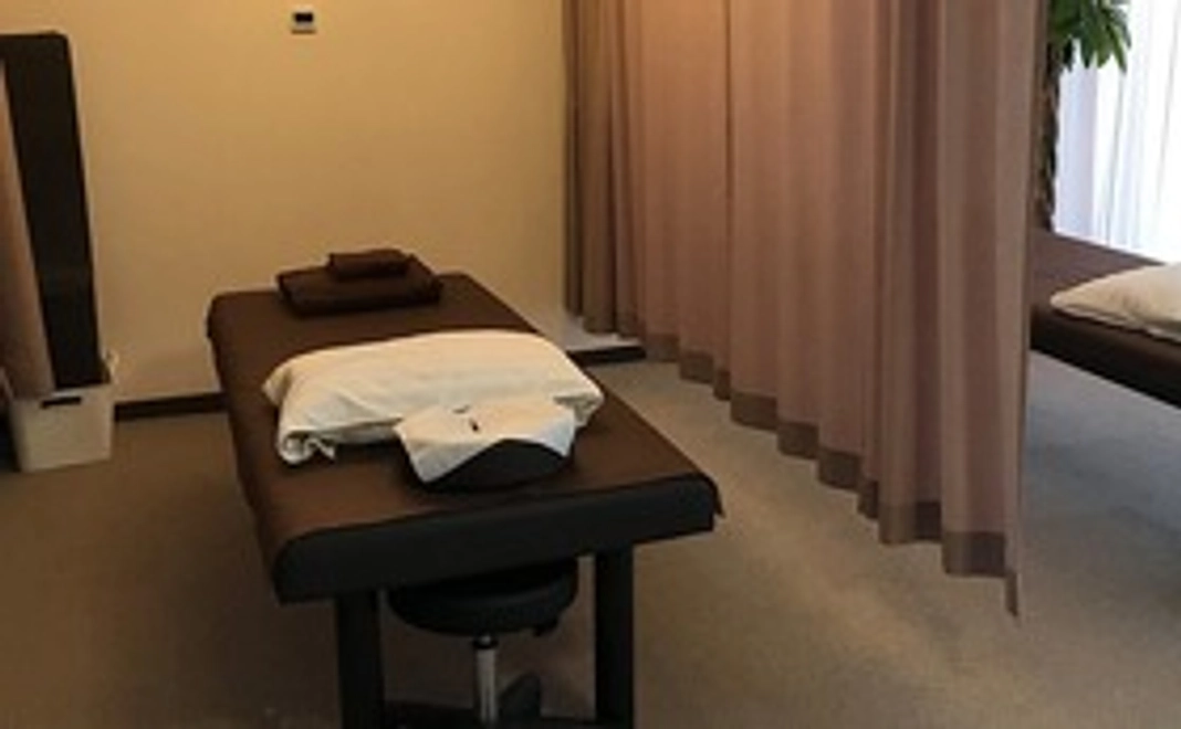 15分サービスチケット1枚送付させていただきます（60分以上のご予約で1枚ご利用可能です）