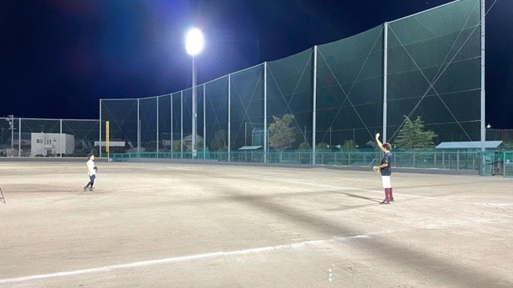 障がいを持った人たちで空調完備の様々な機材が揃ったスポーツ施設運営