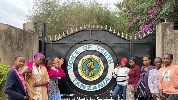 タンザニアの少女たちにミシンを届けたい!