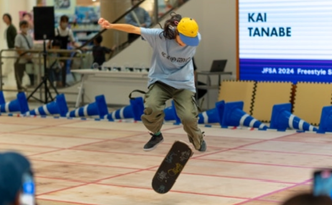 感謝のメール(希望者に田辺樺衣のトリック写真付き)