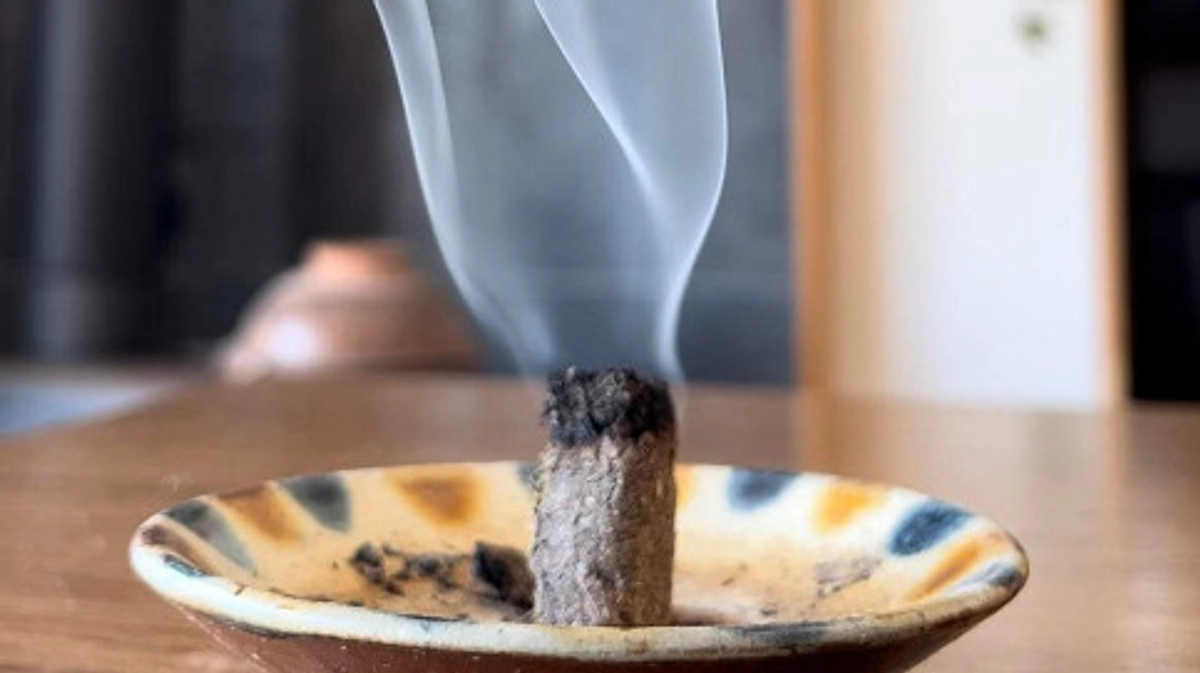 【返礼品紹介】＃10　希少！　牛フンお香／牛フン燃料