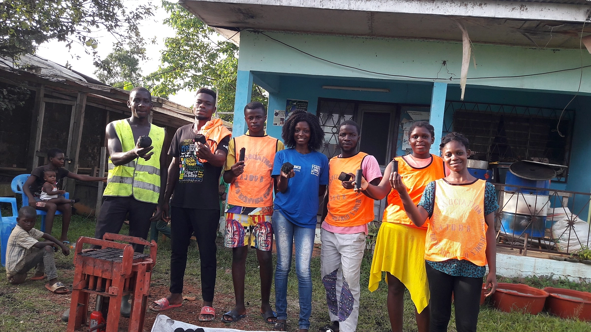 オッサ湖の外来種駆除とマナティーの復活