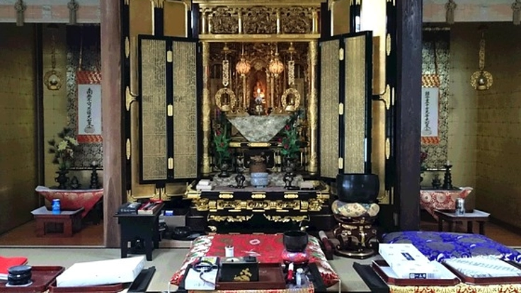 行き場のない遺骨や自身の死後の不安を解消するために納骨堂を！