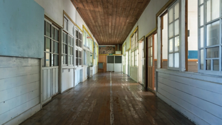 130年の歴史、いわきの旧校を体験型工場【杉の図工室】に！！