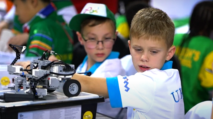 ウクライナの子どもたちにSTEM教育の環境提供のための支援を