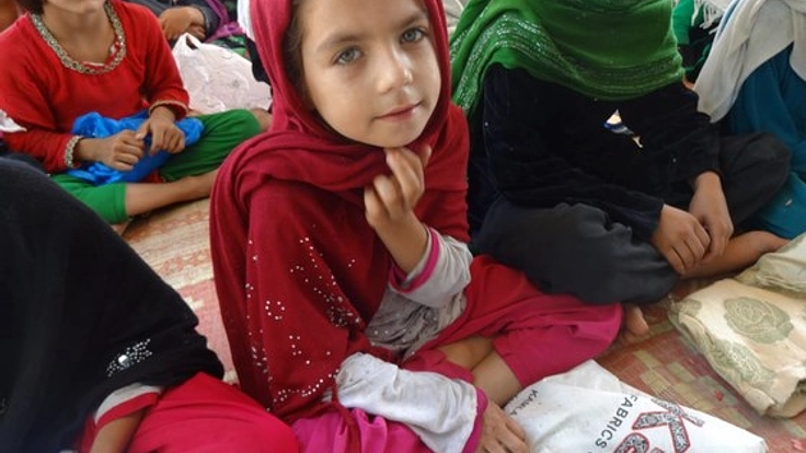アフガニスタンで1000人の女の子に夢の就学プロジェクト