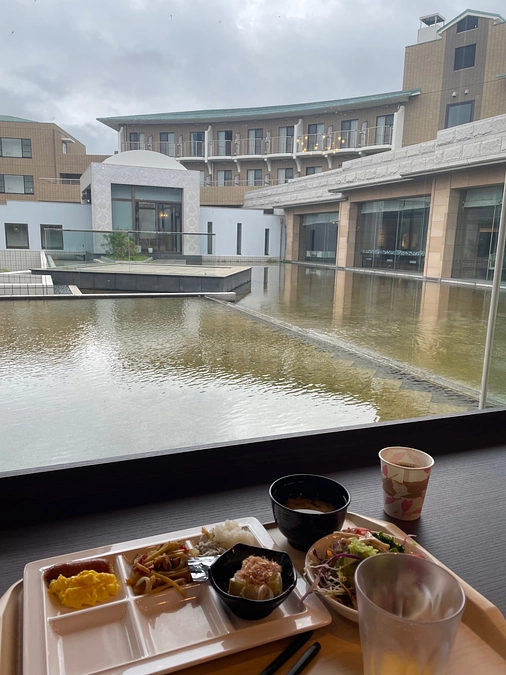 湘南国際村センターで合宿研修しています