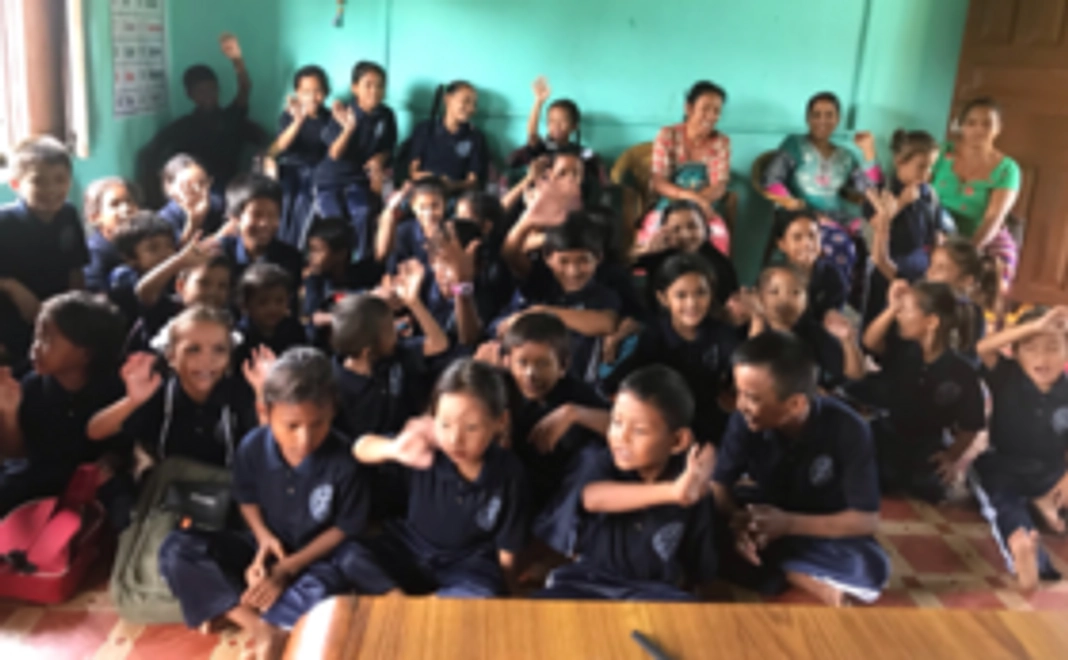 喜んで給食を食べてる子ども達の笑顔を見てください！