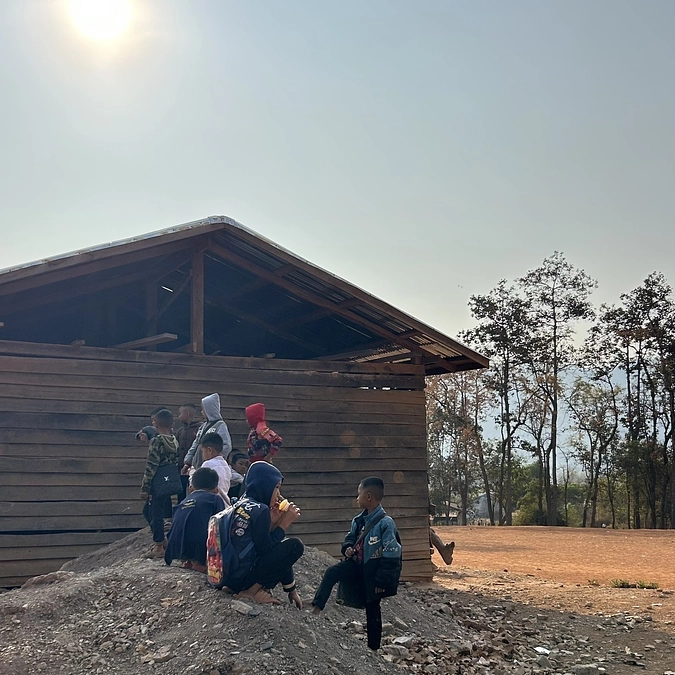 【ノーンメーク小学校校舎の修繕費用について】