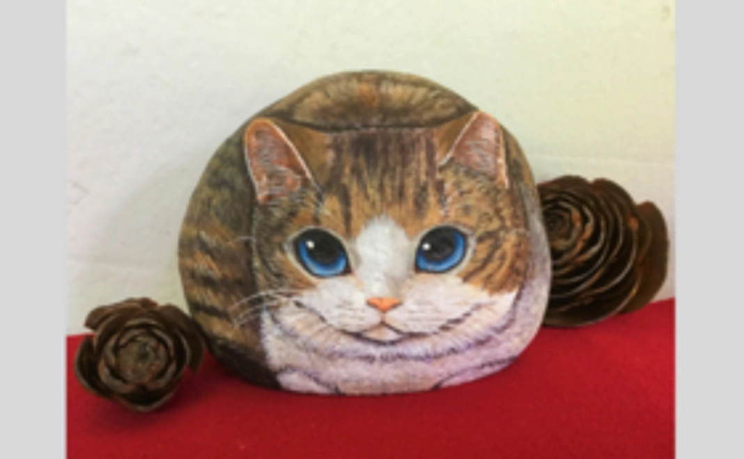 石に描いた猫 「ロシェ」
