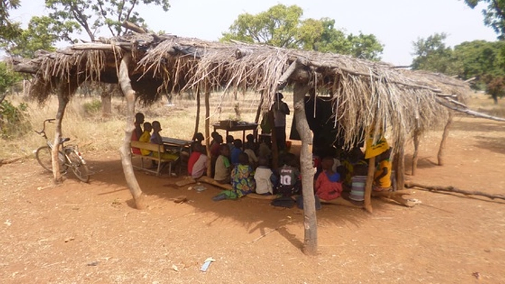 最貧地域の国ブルキナファソに安心して勉強できる教室を建設！