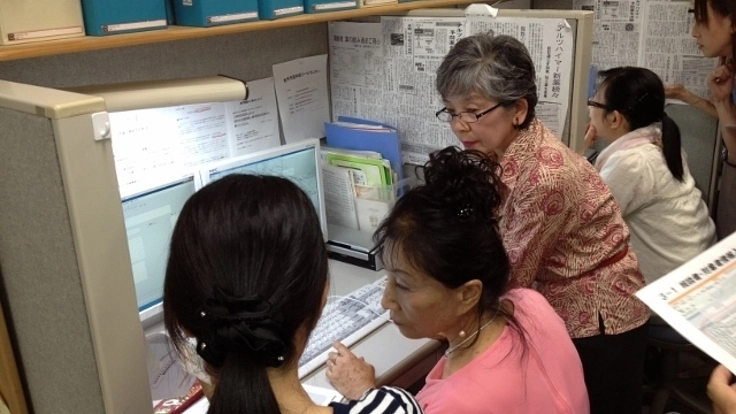 寄り添う無料の電話相談「認知症１１０番」の継続にご支援を。