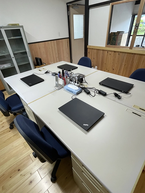 パソコン、コピー機が入りました。