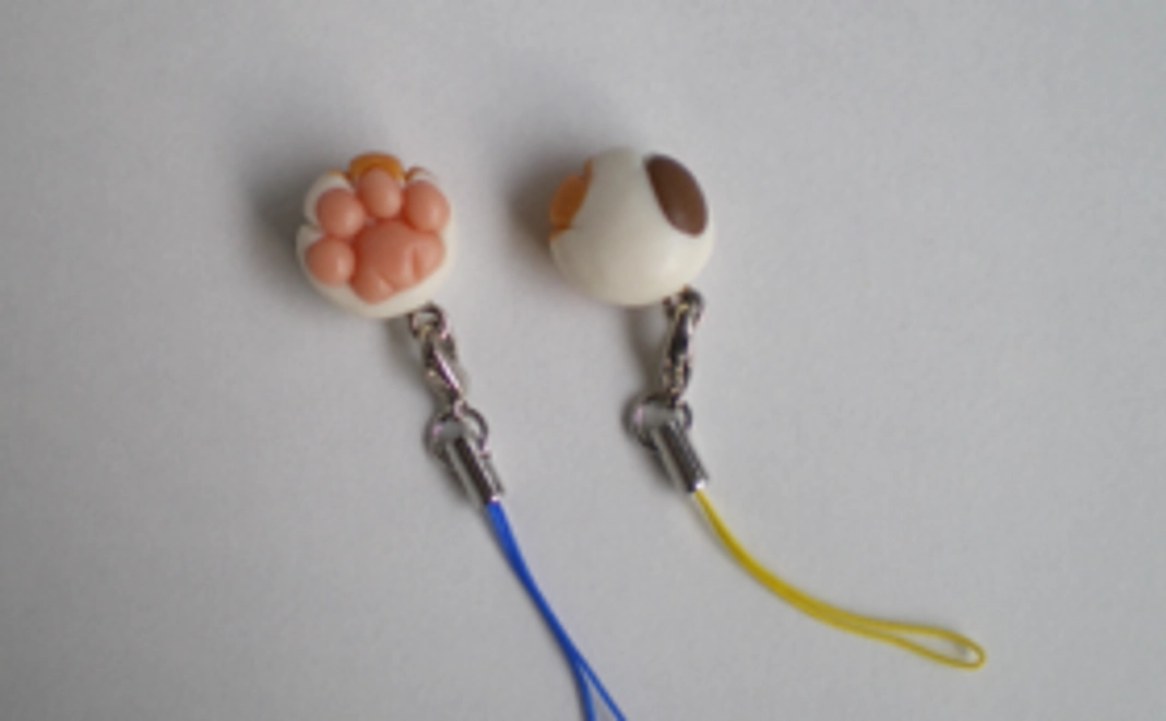 にゃんこのしっぽ♪オリジナル肉球ストラップ　小1個