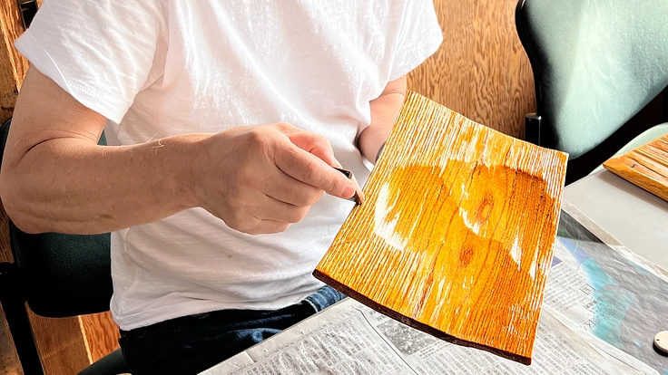 平安時代に姿を消した、幻の塗料「金漆とその復元」　