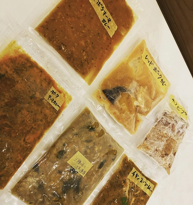 【あと5日！】返礼品「円町にあるカレー専門店6店舗分の冷凍カレー」準備中！