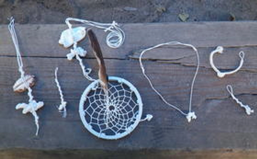 漂流物アートをお送り致します