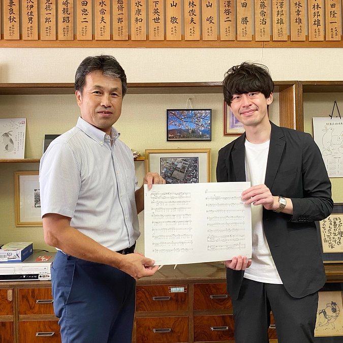 横関公太さんが西小学校を訪問