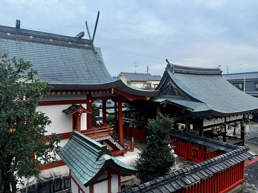 【残り5日！】神輿蔵修復工事は順調に進んでおります。