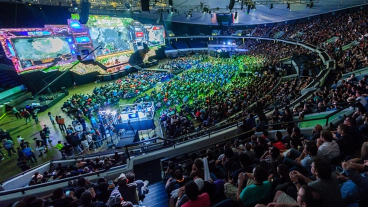 eスポーツコラボカフェをオープンしてゲームをみんなに広めたい！